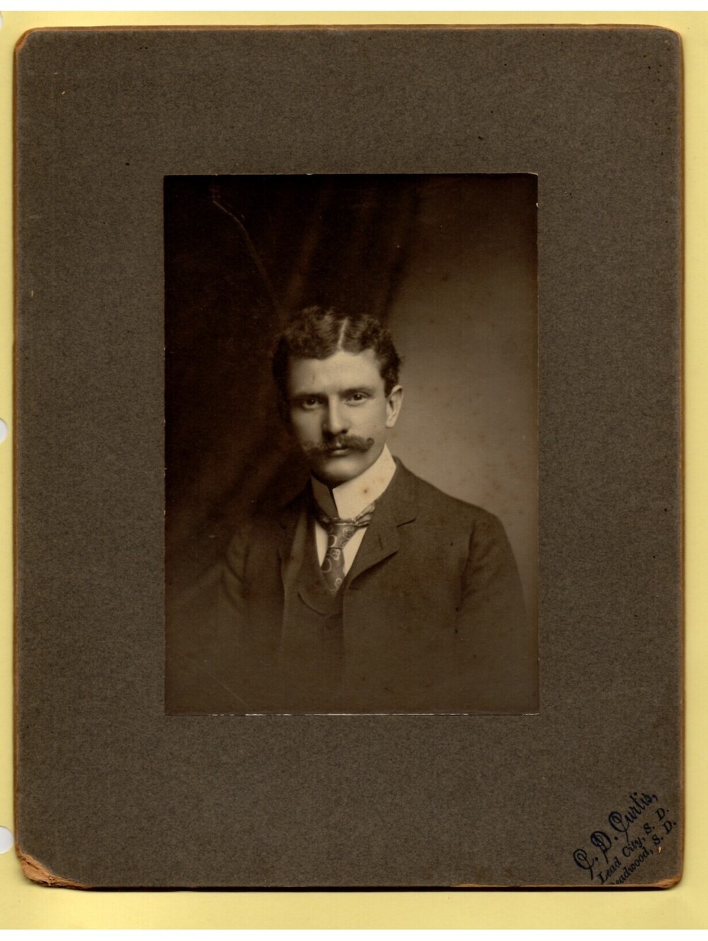 Cabinet Photo of Man in Suit C.D. Curtis Lead City SD & Deadwood SD 9 x 7 "